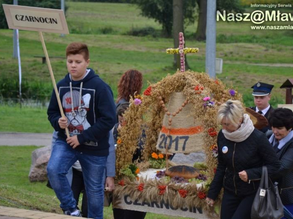Dożynki pod mamutem. Strzegowo dziękowało za plony
