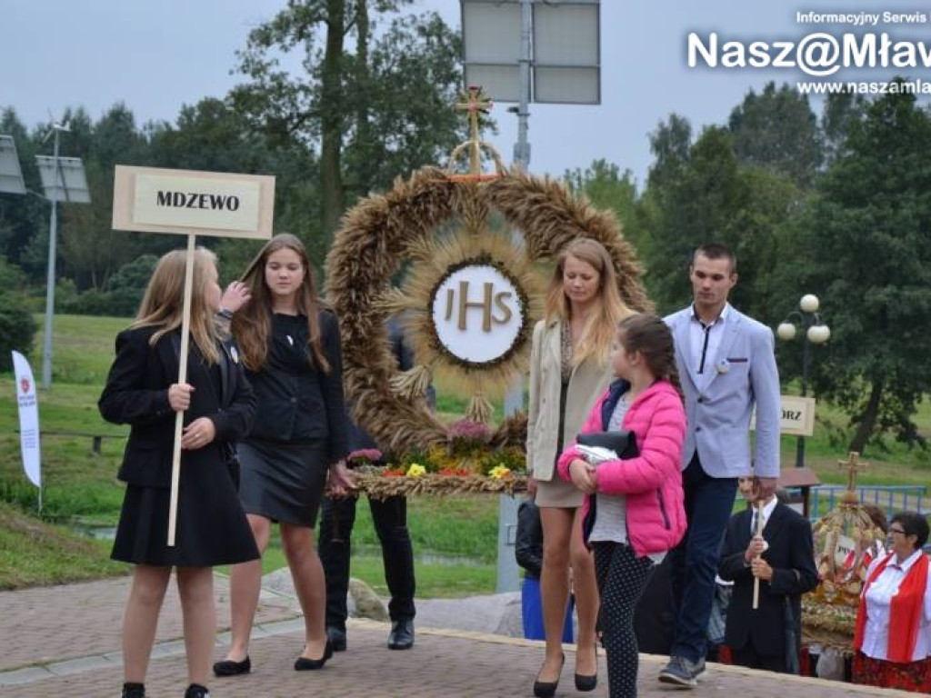 Dożynki pod mamutem. Strzegowo dziękowało za plony