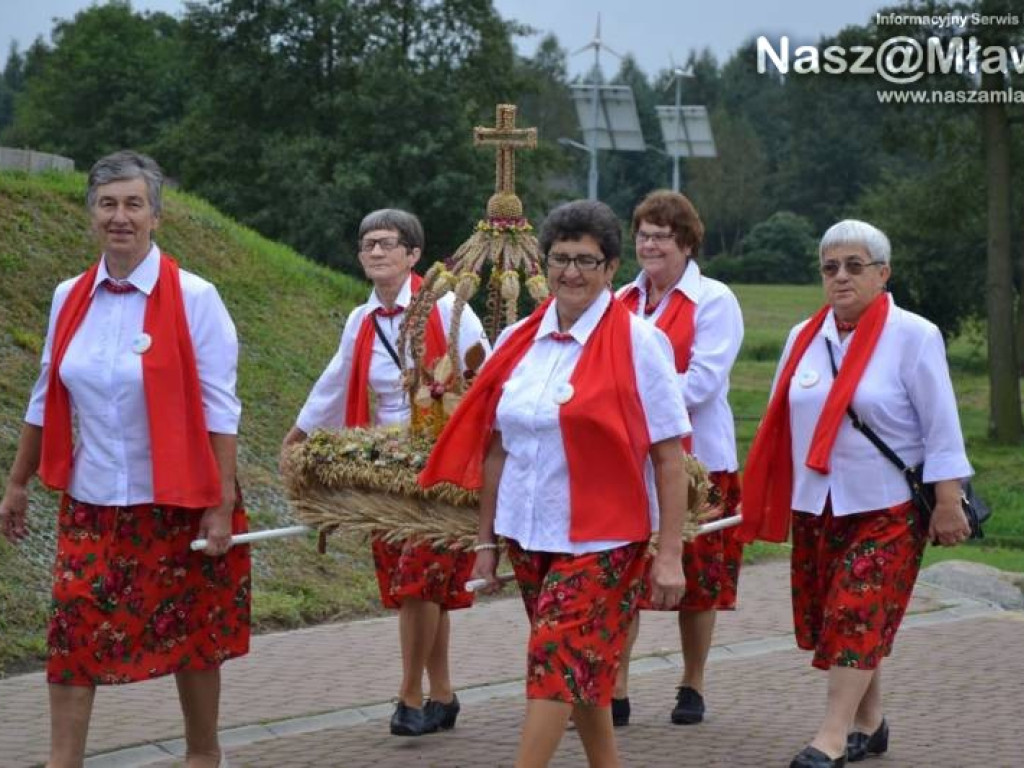 Dożynki pod mamutem. Strzegowo dziękowało za plony