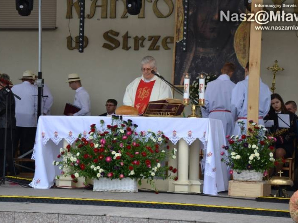 Dożynki pod mamutem. Strzegowo dziękowało za plony