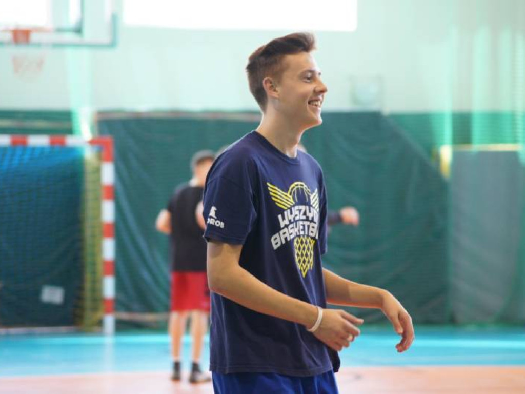 Na hali zamiast na powietrzu. Planet Cash Team najlepszy