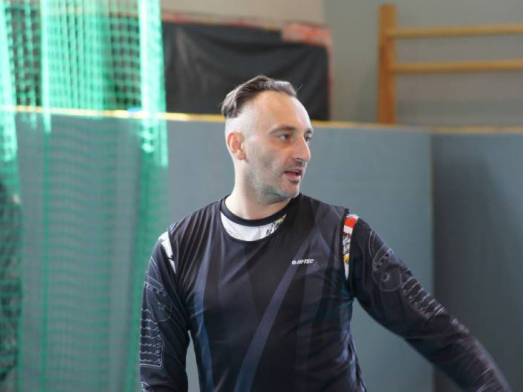 Na hali zamiast na powietrzu. Planet Cash Team najlepszy