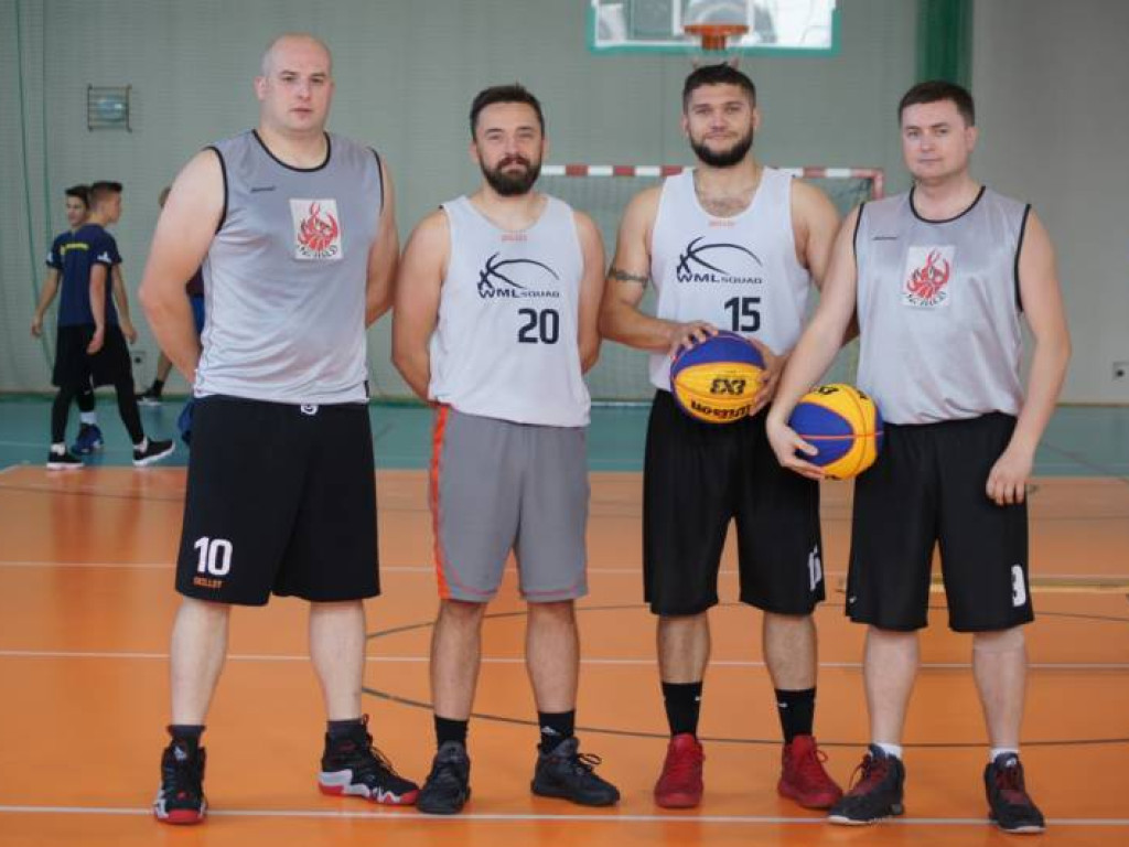 Na hali zamiast na powietrzu. Planet Cash Team najlepszy