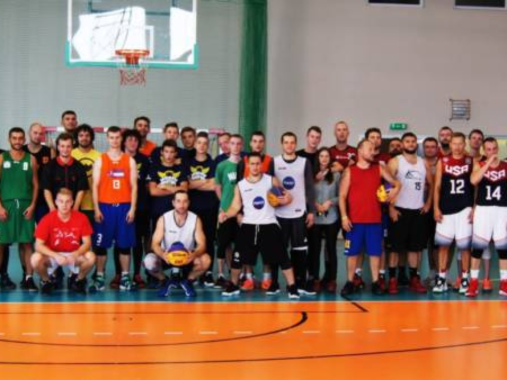 Na hali zamiast na powietrzu. Planet Cash Team najlepszy