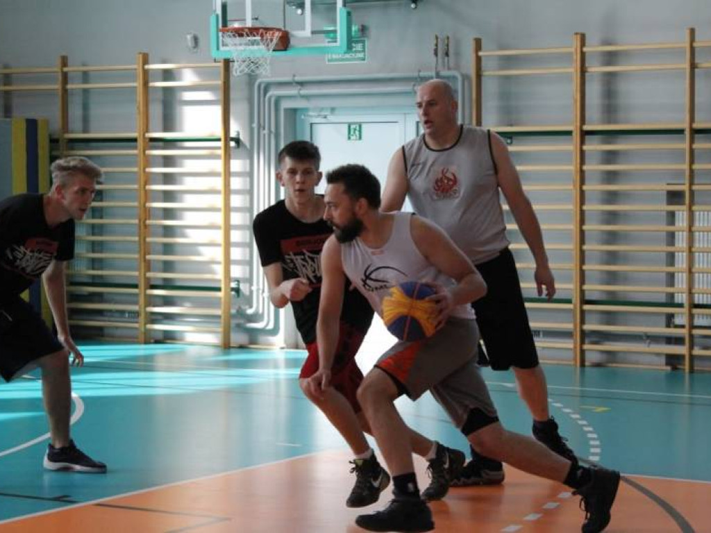 Na hali zamiast na powietrzu. Planet Cash Team najlepszy