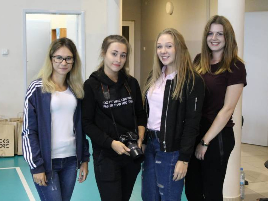 Na hali zamiast na powietrzu. Planet Cash Team najlepszy