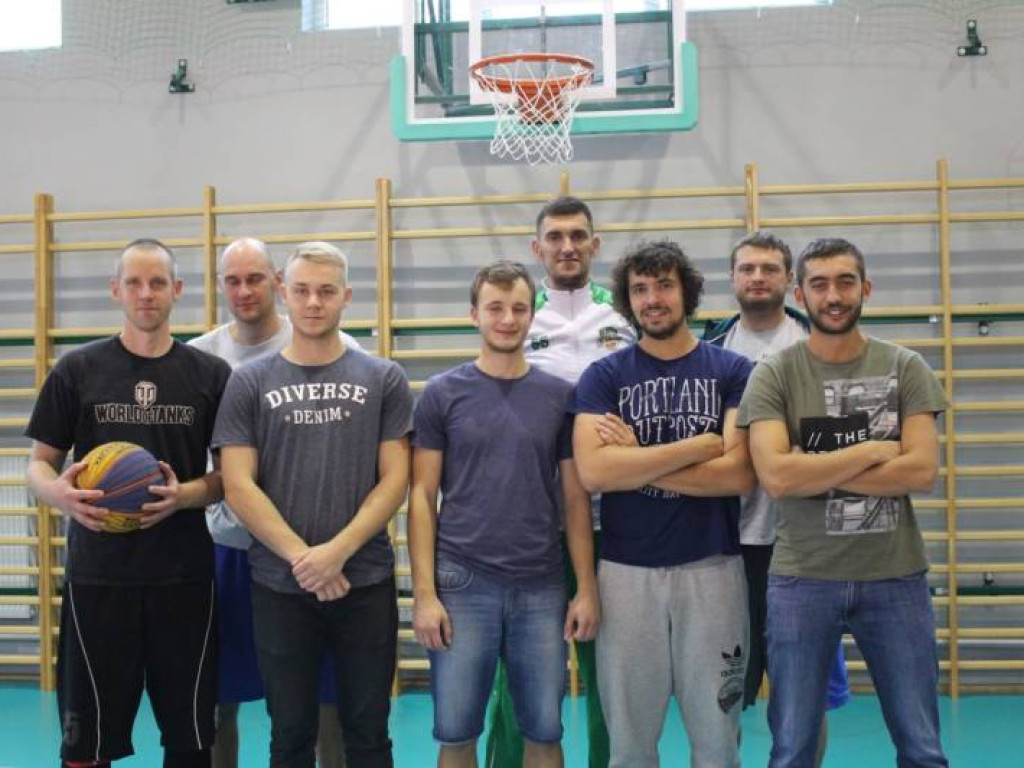 Na hali zamiast na powietrzu. Planet Cash Team najlepszy