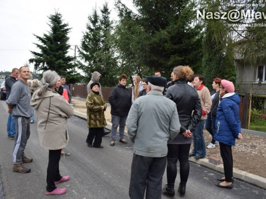 Ludzie nie mogą wyjechać z własnych podwórek. Będzie pozew przeciwko starostwu?