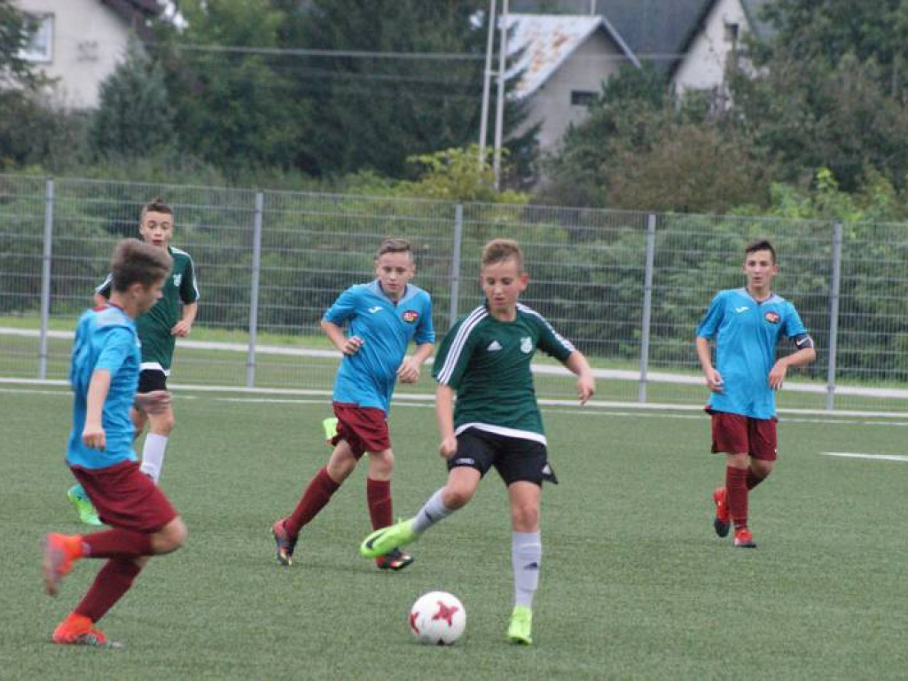 Juniorzy Króla nie zwalniają, młodzicy i orlicy niepokonani