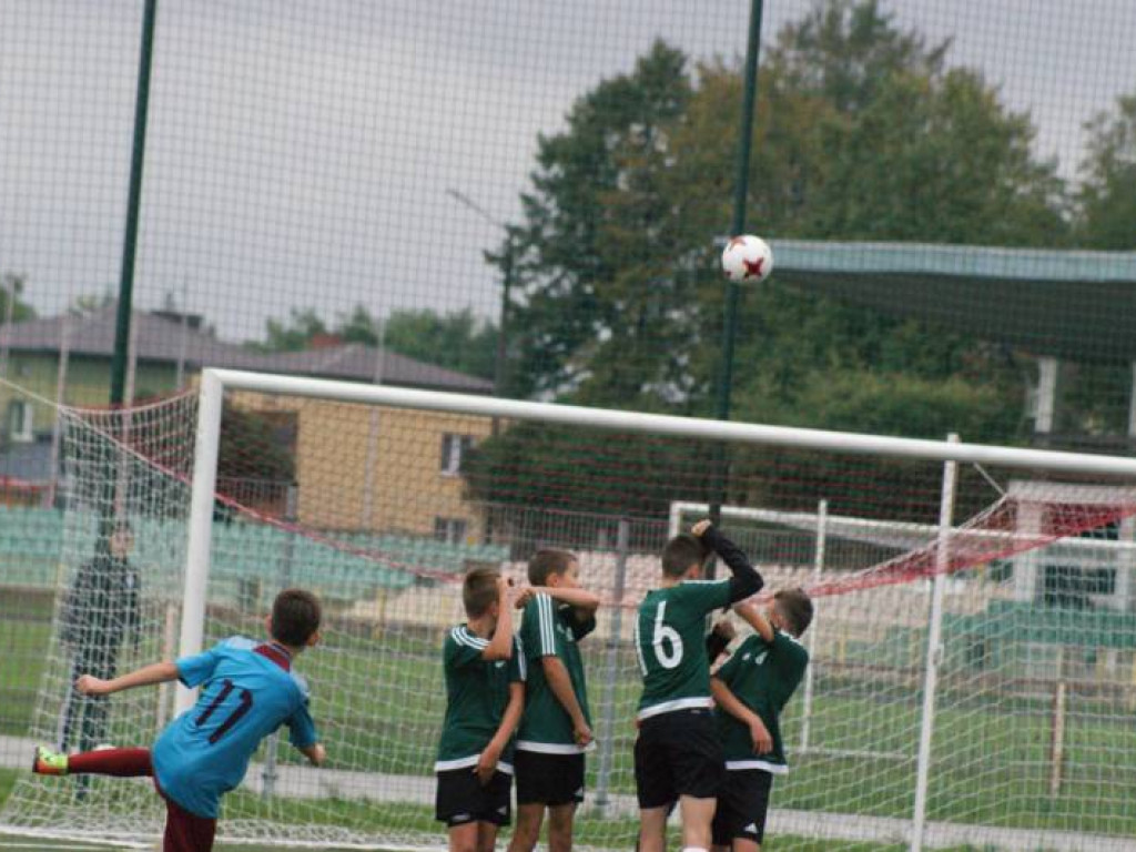 Juniorzy Króla nie zwalniają, młodzicy i orlicy niepokonani