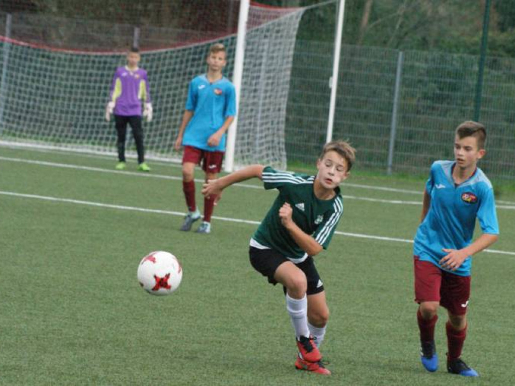 Juniorzy Króla nie zwalniają, młodzicy i orlicy niepokonani