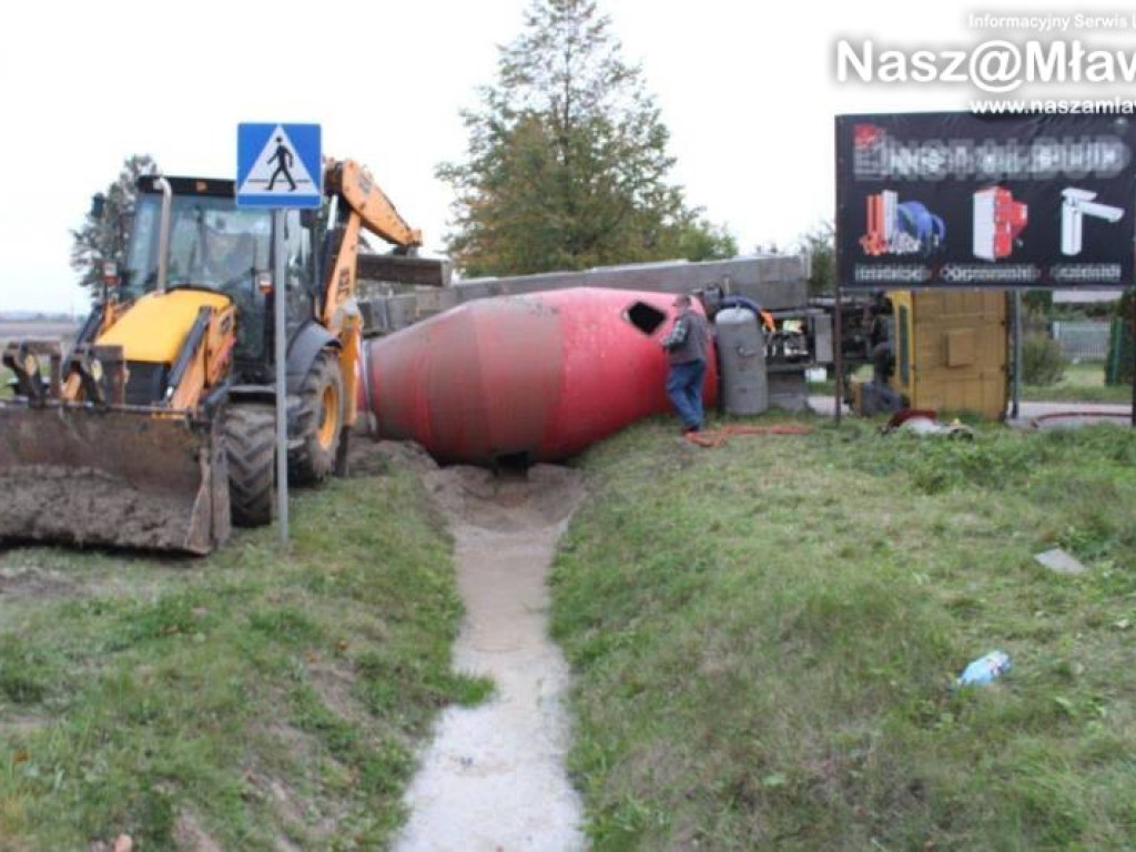 Betoniarka nie wyrobiła się na zakręcie