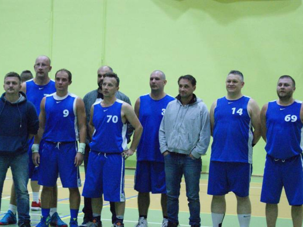 WML ograł Wuja Squad i został liderem