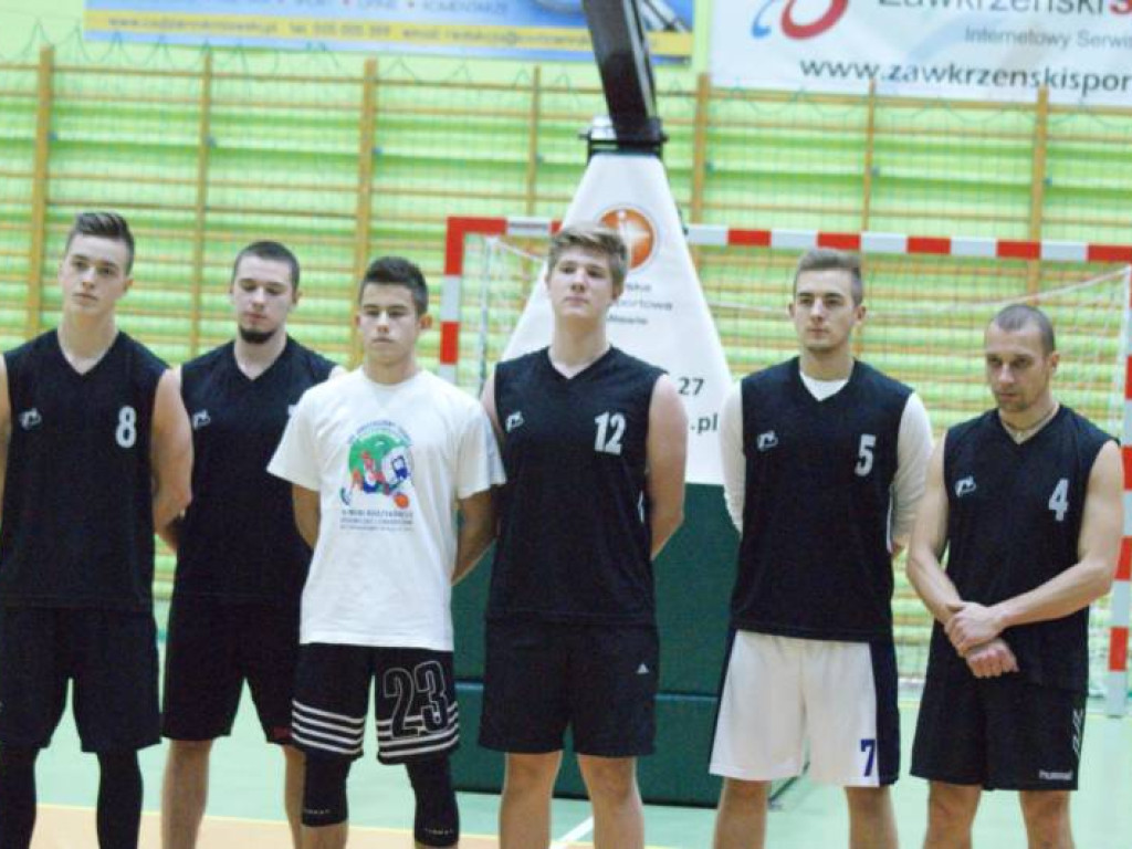 WML ograł Wuja Squad i został liderem