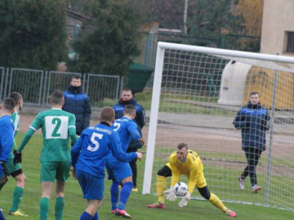 Puchar dla Mławianki. Od wolnego po szybką kontrę