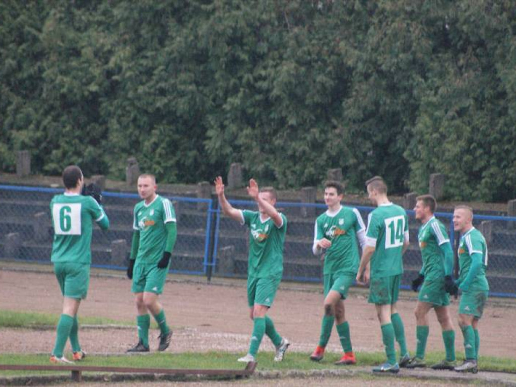 Puchar dla Mławianki. Od wolnego po szybką kontrę