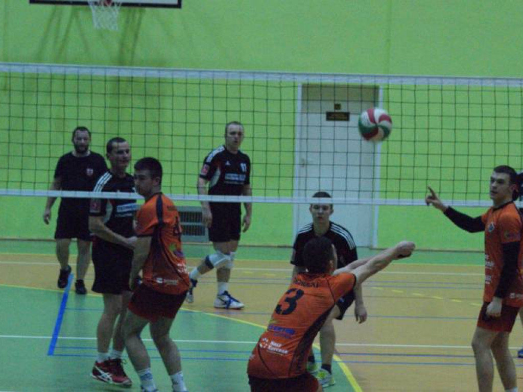 Ruszyła Powiatowa Liga Amatorów Siatkówki. Sześć ekip na starcie