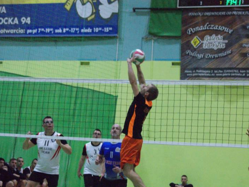 Ruszyła Powiatowa Liga Amatorów Siatkówki. Sześć ekip na starcie