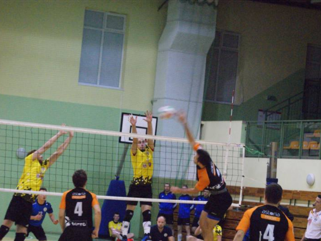 Powrót do domu nie pomógł. Czerwono i nerwowo