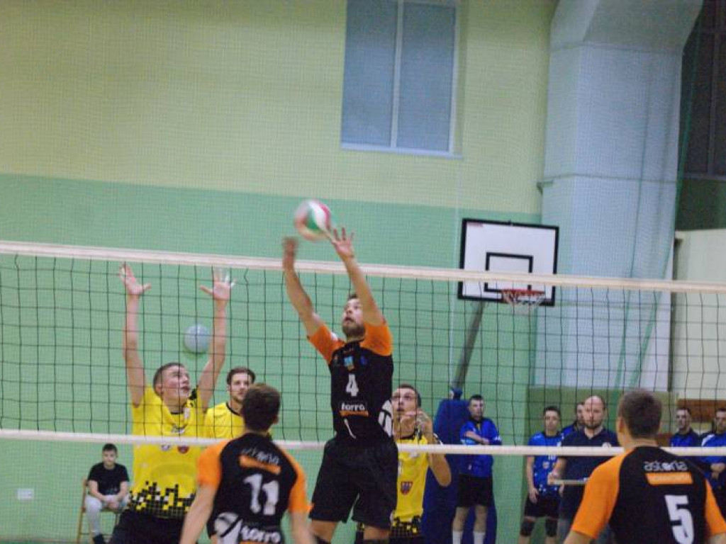 Powrót do domu nie pomógł. Czerwono i nerwowo