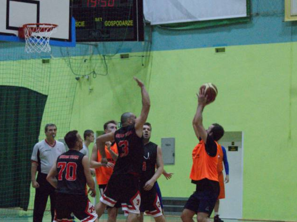 Wuja Squad ograł mistrzów i został nowym liderem MLK