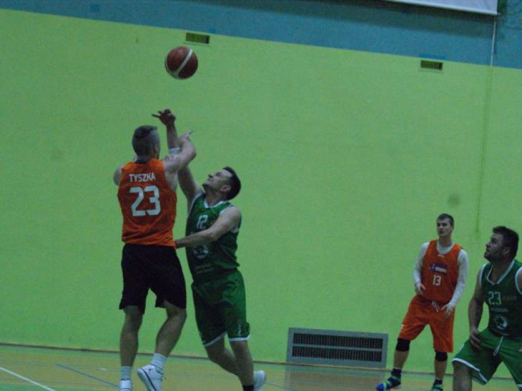 Wuja Squad ograł mistrzów i został nowym liderem MLK