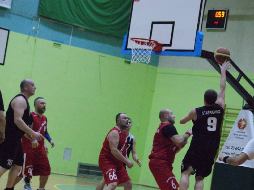 Wuja Squad ograł mistrzów i został nowym liderem MLK