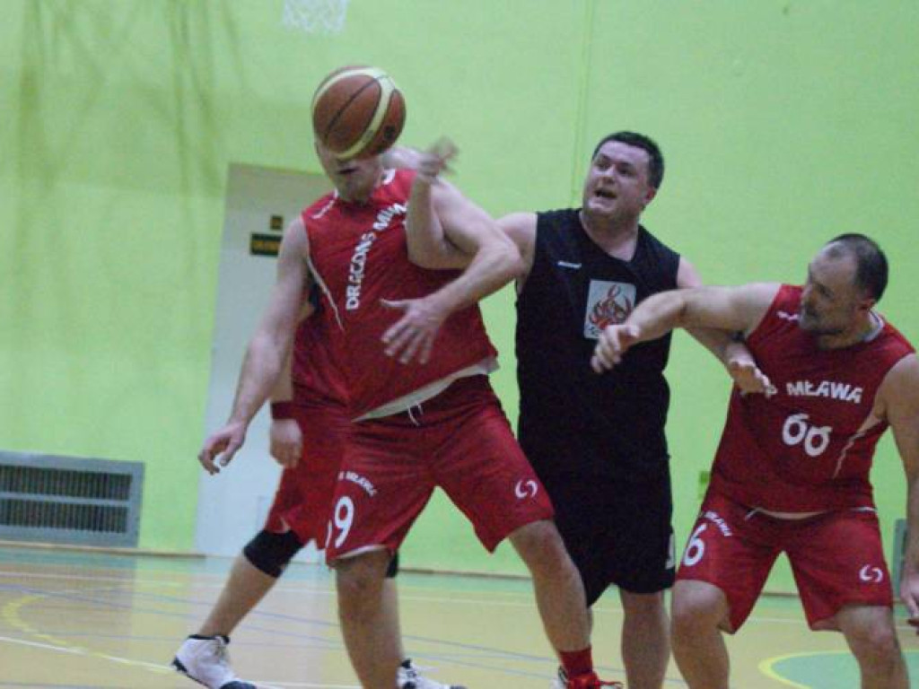 Wuja Squad ograł mistrzów i został nowym liderem MLK