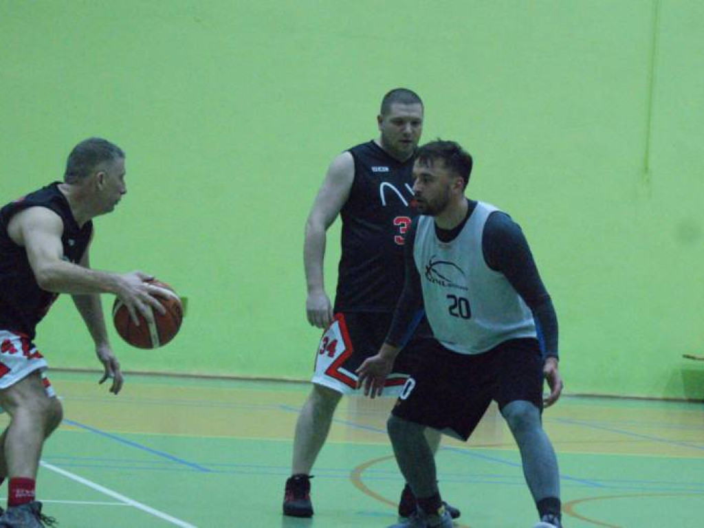 Kanonada lidera, mizerna zdobycz Dragons