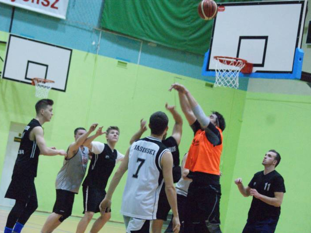 WML wyprzedził mistrzów, podwójna zdobycz Łęczka