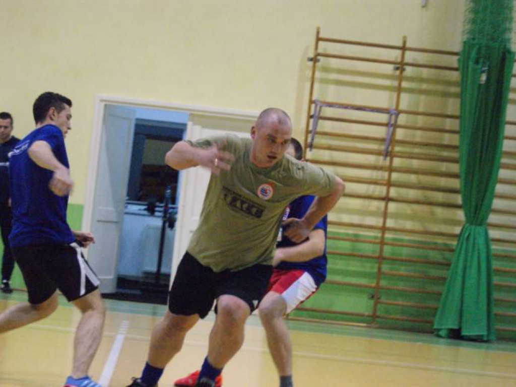 Niepokonany lider, rozpędzony Mława Team