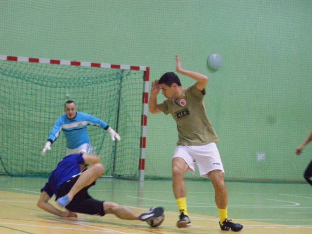 Niepokonany lider, rozpędzony Mława Team