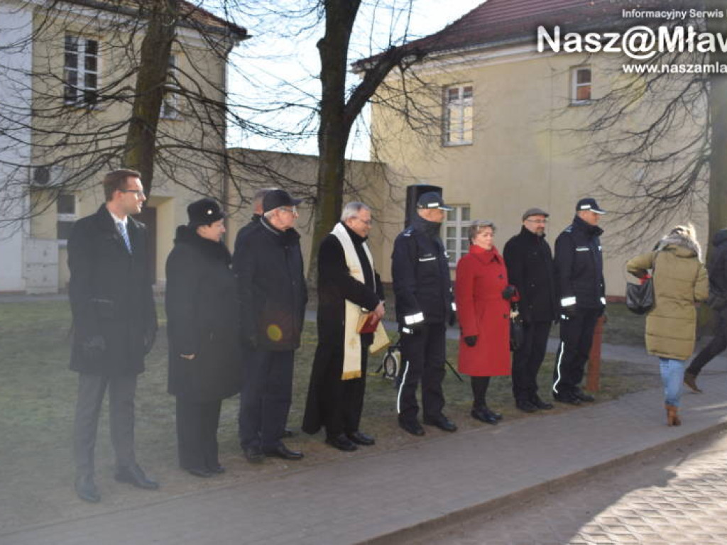 Nowe, nieoznakowane radiowozy już jeżdżą