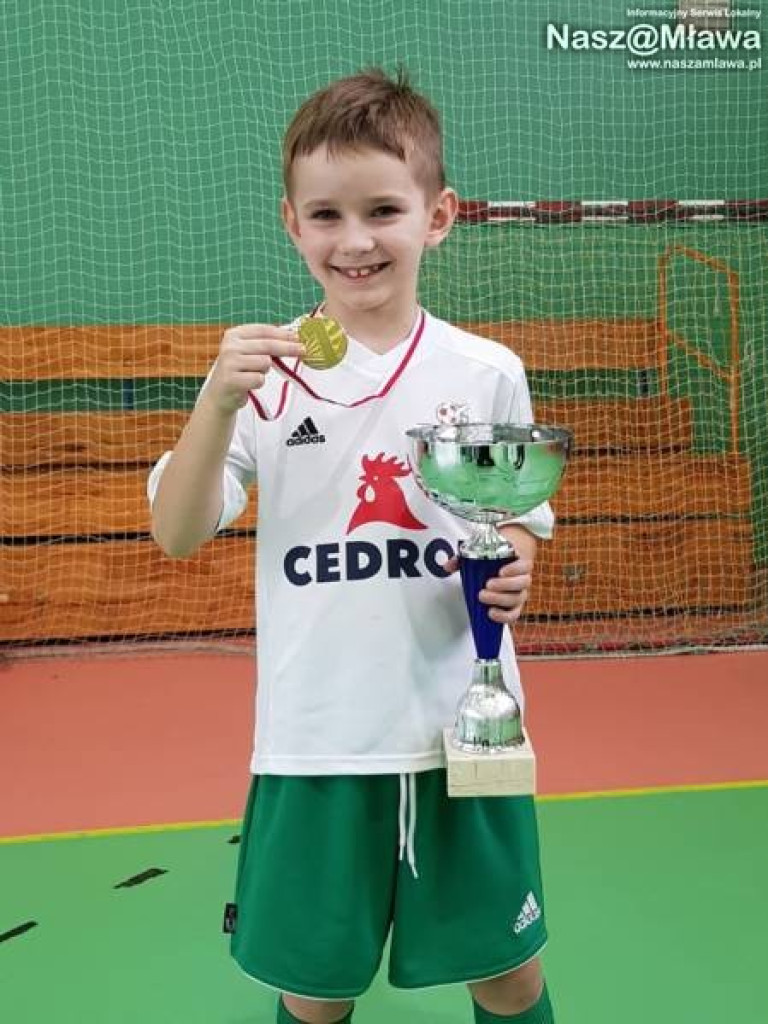 Podium na hali. Trampkarze triumfowali w sparingu