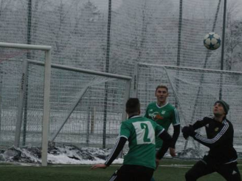 Z Motorem na remis. Celna główka Rogalskiego