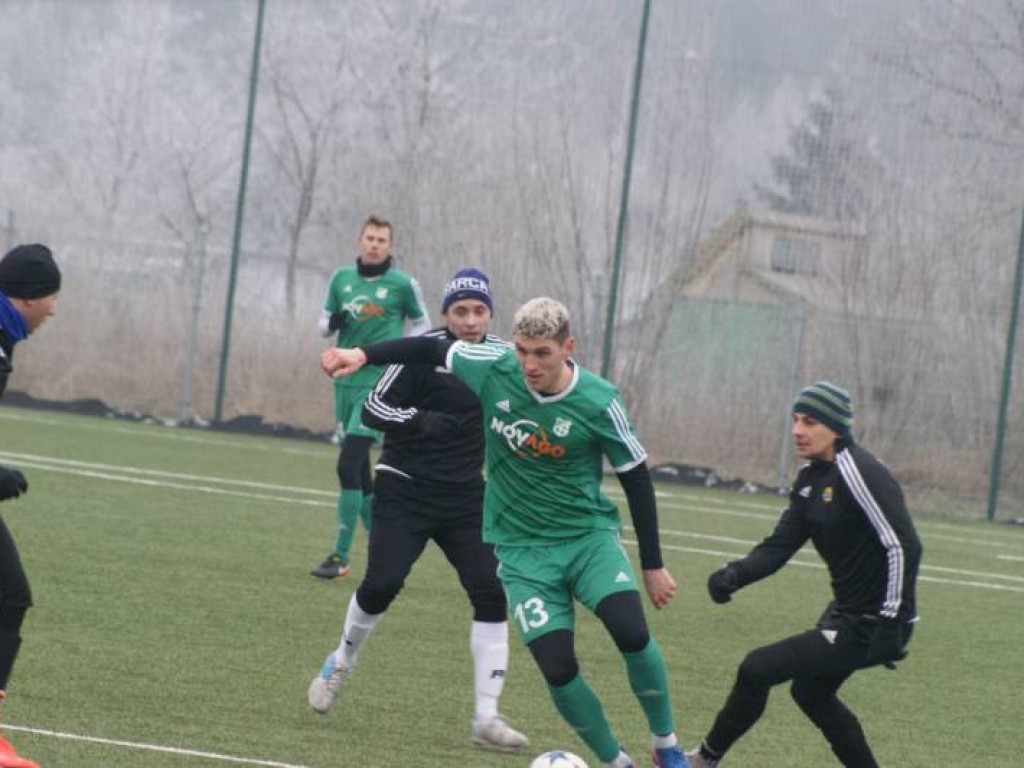 Z Motorem na remis. Celna główka Rogalskiego