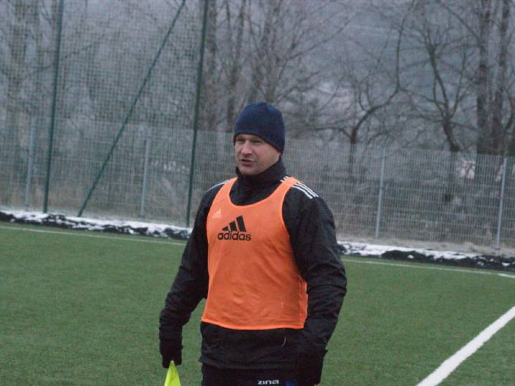 Z Motorem na remis. Celna główka Rogalskiego