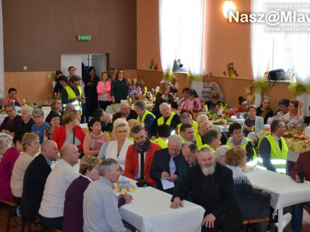 Strzegowo: Palmy, babki i... kurczaki