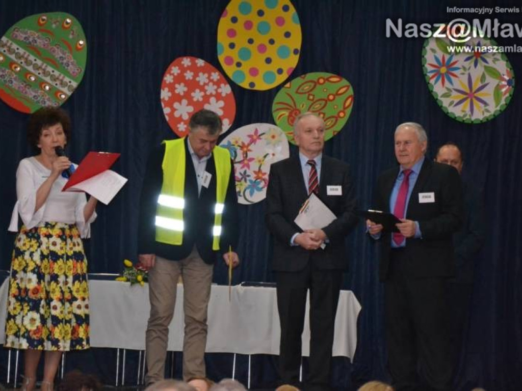 Strzegowo: Palmy, babki i... kurczaki