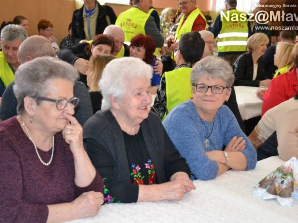 Strzegowo: Palmy, babki i... kurczaki