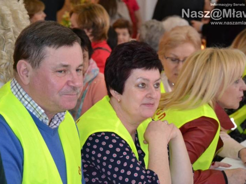 Strzegowo: Palmy, babki i... kurczaki