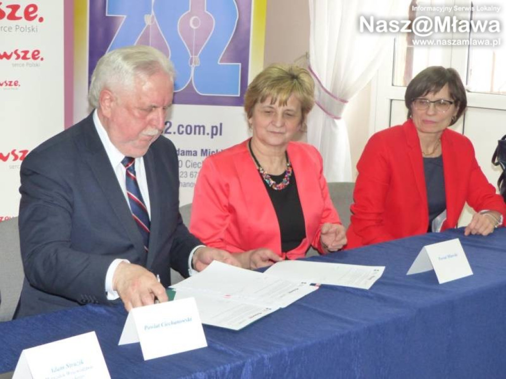 Marszałek podzielił kasę. Po milionie dla mławskich zespołów szkół