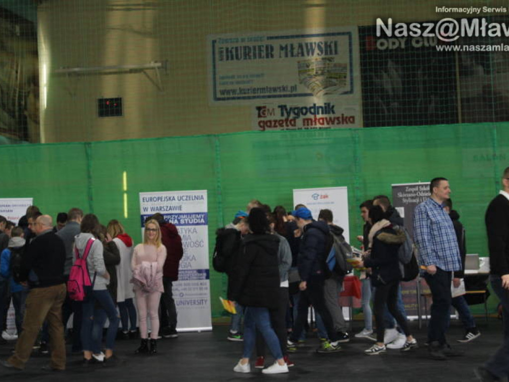 Kusili młodzież z Mławy swoimi ofertami