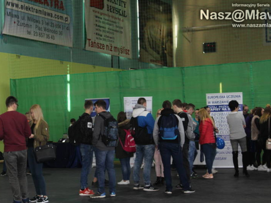 Kusili młodzież z Mławy swoimi ofertami