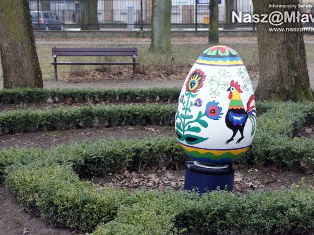 Świątecznie w mławskim parku. Warto wybrać się na spacer