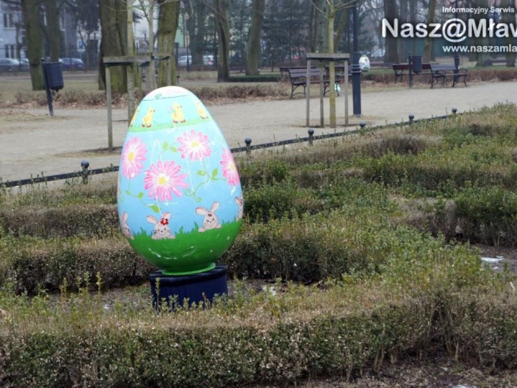 Świątecznie w mławskim parku. Warto wybrać się na spacer