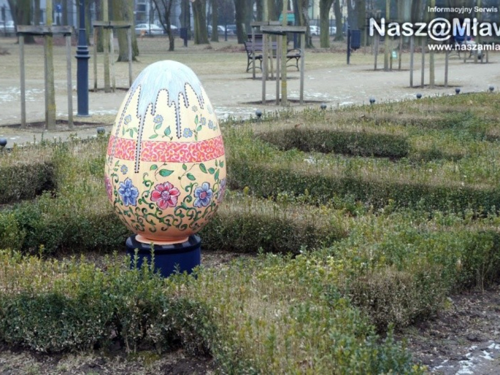 Świątecznie w mławskim parku. Warto wybrać się na spacer