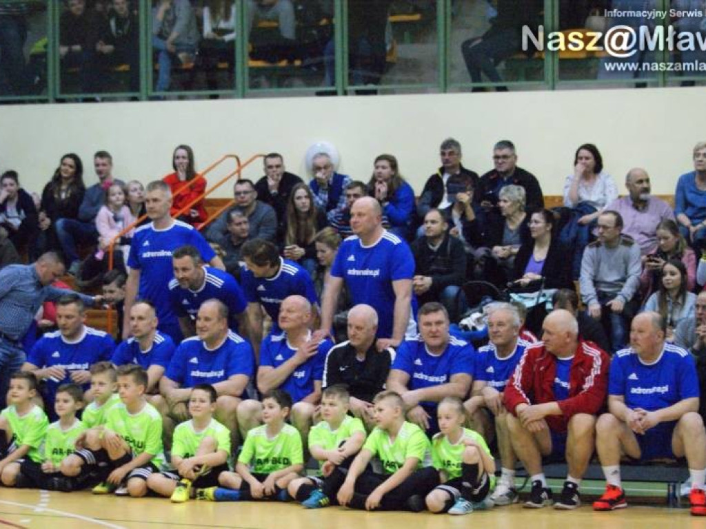 Dziesięć tysięcy złotych za medal! Mecz i licytacje dla Marcina