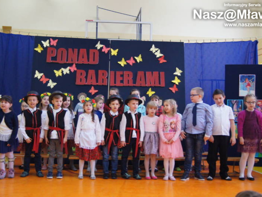 Szkoły z powiatu mławskiego ponad barierami