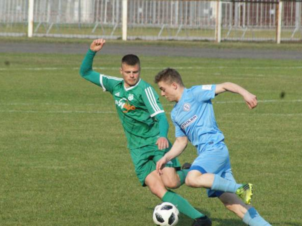 Awans Mławianki po rzutach karnych. Ważna parada Jabłonowskiego